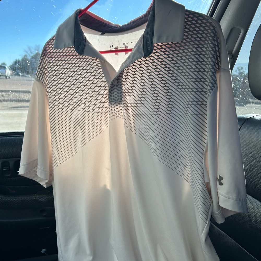 Under Armour White and Gray Short Sleeve Tee